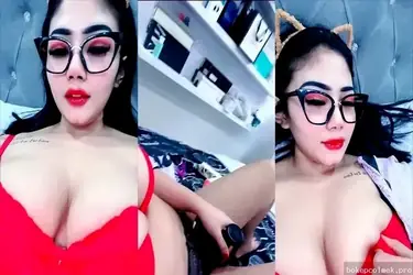 Gadis Mungil Sepong Lihai Bikin Crot Viral Panas Hot